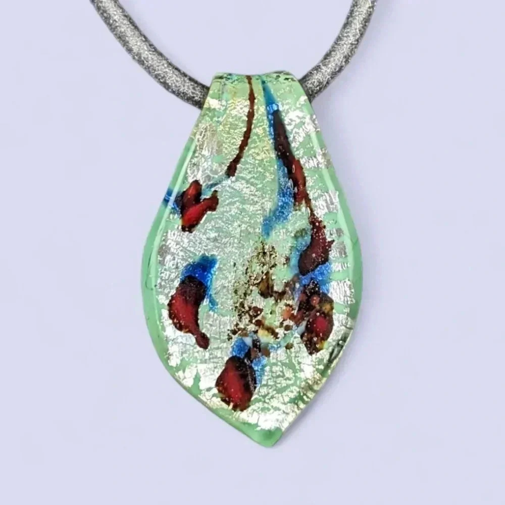 (2/$20) Vintage Murano-Style Art Glass Green Leaf Pendant